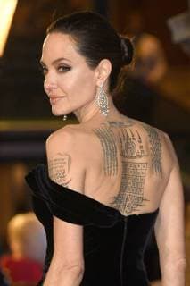 Themen der Woche Bilder des Tages American actress Angelina Jolie attends the British Academy Film Awards (BAFTA) at the Royal Albert Hall in London. FEBRUARY 18th 2018  PTYx18273