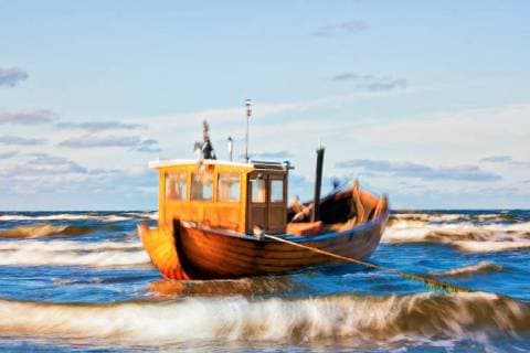 Fischkutter an der Ostseeküste von Ahlbeck, Usedom - Fishing Boat at the Baltic Sea