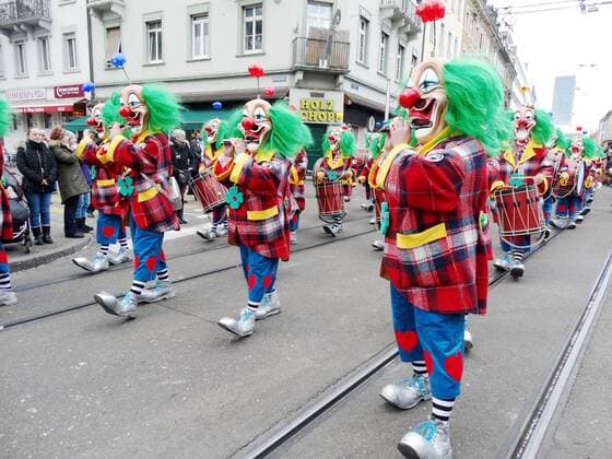 21, 02.2018 Basel Fasnacht,Strassenfasnacht. Bild zeigt Gruppe Guggenmusik.Tradition Brauchtum