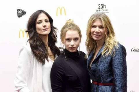 Bettina Zimmermann, Anna Lena Klenke und Ursula Karven beim 99Fire Films Award 2018 während der Berlinale 2018 im Admiralspalast. Berlin, 21.02.2018