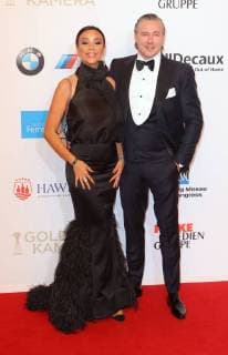 Verona Pooth + Mann Franjo bei der Verleihung der Goldene Kamera in der Messe-Hamburg, Karolinenstrasse Copyright imago stock&people GmbH Tinkeres Datum: 22.02.2018 Goldene Kamera