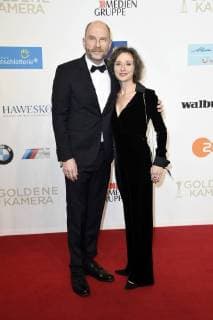 Götz Schubert mit Ehefrau Simone Witte bei der 53. Verleihung der Goldenen Kamera 2018 in der Hamburg Messe. Hamburg, 22.02.2018