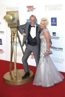 Jörg Wontorra mit Freundin Susanne Bausch bei der 53. Verleihung der Goldenen Kamera 2018 in der Hamburg Messe. Hamburg, 22.02.2018