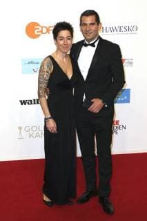 Dunja Hayali und Mitri Sirin bei der 53. Verleihung der Goldenen Kamera 2018 in der Hamburg Messe. Hamburg, 22.02.2018