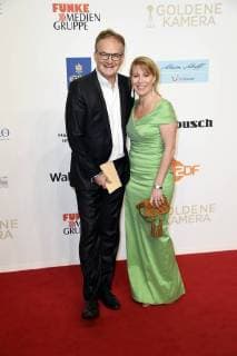 Frank Plasberg und Ehefrau Anne Gesthuysen bei der 53. Verleihung der Goldenen Kamera 2018 in der Hamburg Messe. Hamburg, 22.02.2018