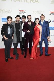 Michael Patrick Kelly, Gentleman, Mark Forster, Alec Völkel, Lena Meyer-Landrut und Sascha Vollmer bei der 53. Verleihung der Goldenen Kamera 2018 in der Hamburg Messe. Hamburg, 22.02.2018