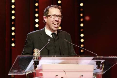 Marcelo Martinessi erhält den Silberner Bär Alfred-Bauer-Preis für den Film Las herederas auf der Bühne der Preisverleihung der 68. Berlinale am 24.02.2018 in Berlin im Berlinale Palast Marcelo Martinessi erhält den Silberner Bär Alfred-Bauer-Preis für den Film Las herederas auf der Bühne der Preisverleihung der 68. Berlinale am 24.02.2018 in Berlin im Berlinale Palast
