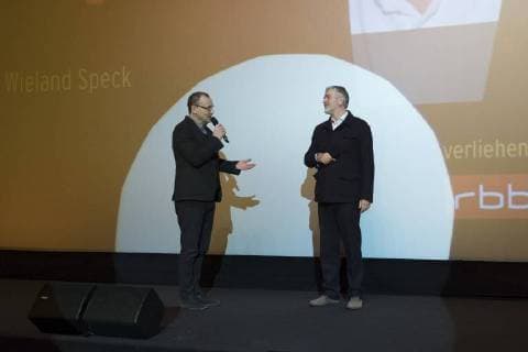 Moderator Knut Elstermann und Wieland Speck während der Verleihung des Panorama Publikumspreises anlässlich der 68. Internationalen Filmfestspiele Berlin 68. Internationale Filmfestspiele Berlin