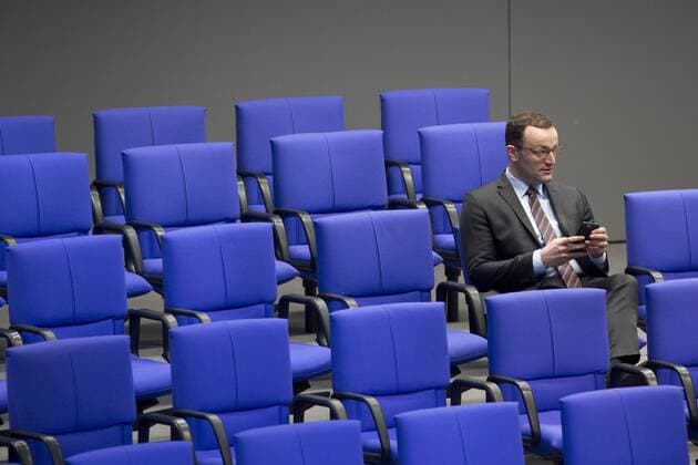 Bilder des Tages Deutschland, Berlin, Bundestag, 18. Sitzung, Jens Spahn CDU, 02.03.2018 *** Germany Berlin Bundestag 18 session Jens Spahn CDU 02 03 2018