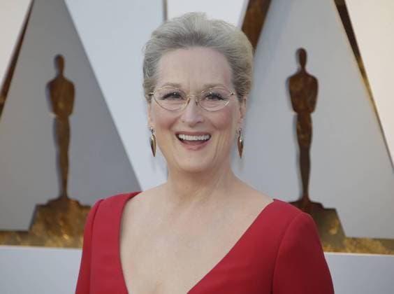Meryl Streep arrives on the red carpet for the 90th annual Academy Awards at the Dolby Theatre in the Hollywood section of Los Angeles on March 4, 2018.  LAP20180304096 JOHNxANGELILLO
