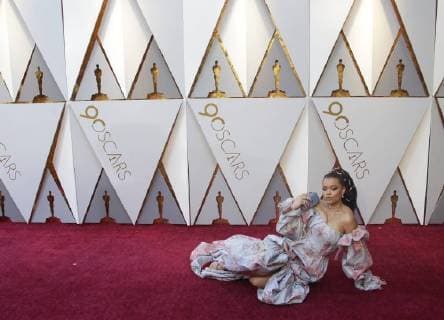 Andra Day arrives on the red carpet for the 90th annual Academy Awards at the Dolby Theatre in the Hollywood section of Los Angeles on March 4, 2018.  LAP20180304140 JOHNxANGELILLO