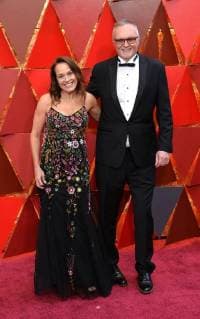 Film editor Lee Smith and Kimberly Smith arrive on the red carpet for the 90th annual Academy Awards at the Dolby Theatre in the Hollywood section of Los Angeles on March 4, 2018.  LAP20180304508 JIMxRUYMEN