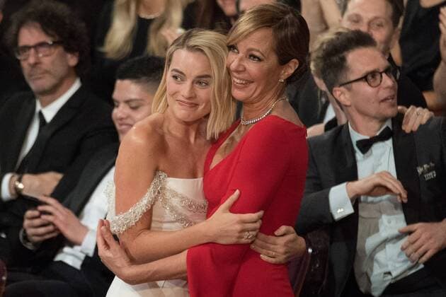 Oscar winner for her performance by an actress in a supporting role for work on I, Tonya, Allison Janney hugs Oscar nominee for her performance by an actress in a leading role for her work on I, Tonya Margot Robbie at the live ABC Telecast of The 90th OscarsÂ® at the DolbyÂ® Theatre in Hollywood, CA on Sunday, March 4, 2018.  Copyright: xScottxDiussax 33546_700PLX