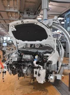 5.3.2018, e-Golf Produktion in der Gläsernen Manufaktur von Volkswagen in Dresden, ab Mitte April 2018 wird die tägliche Produktion des Elektrofahrzeuges von 36 auf 72 erhöht, Dresden Sachsen Deutschland