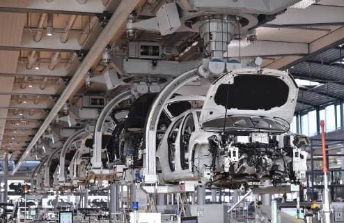 5.3.2018, e-Golf Produktion in der Gläsernen Manufaktur von Volkswagen in Dresden, ab Mitte April 2018 wird die tägliche Produktion des Elektrofahrzeuges von 36 auf 72 erhöht, Dresden Sachsen Deutschland