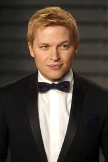 Ronan Farrow bei der Vanity Fair Oscar Party 2018 anlässlich der Verleihung der 90. Academy Awards im Wallis Annenberg Center for the Performing Arts. Beverly Hills, 04.03.2018