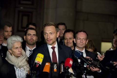 Deutsche Parteien: FDP. Scheitern der Jamaika-Sondierungsgespräche 2017 Deutschland, Berlin, Parlamentarische Gesellschaft, Sondierungsgespräche von CDU CSU, FDP und B90 Grüne für eine mögliche Jamaika Koalition, Christian Lindner FDP nach dem Abbruch der Gespräche, 17.11.2017 *** Germany Berlin Parliamentary Society Exploratory talks by CDU CSU FDP and B90 Greens for a possible Jamaican coalition Christian Lindner FDP after the termination of talks 17 11 2017
