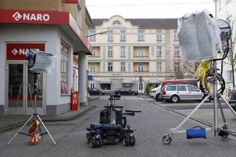 Fototermin am Set des Crossovers des ARD-Serien In aller Freundschaft und Lindenstraße in den WDR Studios Bocklemünd. Köln, 06.03.2018 *** Photo session on the set of the crossover of the ARD series In all friendship and Lindenstraße in the WDR Studios Bocklemünd Cologne 06 03 2018 Foto:xC.xHardtx xFuturexImage