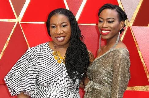 Berühmte Feministinnen, Tarana Burke March 6, 2018 - Hollywood, CA, U.S. - 04 March 2018 - Hollywood, California - Tarana Burke and Kaia Burke. 90th Annual Academy Awards presented by the Academy of Motion Picture Arts and Sciences held at the Dolby Theatre. Photo Credit: AdMedia Hollywood U.S. - ZUMAa123 20180306_zaa_a123_251 Copyright: xAdmediax