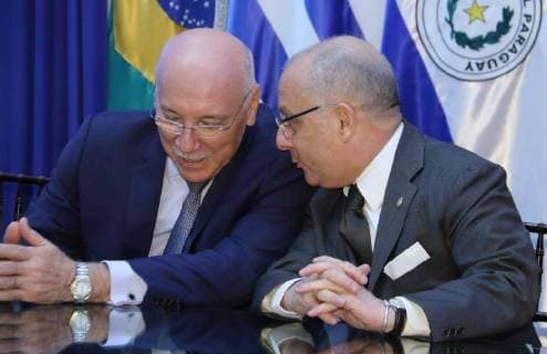 Paraguayan Chancellor Eladio Loizaga (L), and Argentinian Chancellor Jorge Faurie, attend the negotiations between Mercosur and Canada at the headquarters of the Ministry of Foreign Affairs of Paraguay in Asuncion, Paraguay, 09 March 2018. The four foreign ministers of Mercosur (Argentina, Brazil, Paraguay and Uruguay) will formalize the beginning of negotiations for a free trade agreement with Canada, represented at the summit by its Minister of International Trade, Francois-Philippe Champagne. Ministers of Foreign Affairs of Mercosur meet in Asuncion for negotiations with Canada !ACHTUNG: NUR REDAKTIONELLE NUTZUNG!  Copyright: xAndresxCristaldox ASU26 20180309-636562137915896287