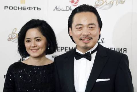 MOSCOW, RUSSIA â€“ MARCH 11, 2018: Chinese bass Liang Li (R) ahead of a ceremony to present BraVo international professional music awards at the Bolshoi Theatre. Artyom Geodakyan TASS  TS0773F3