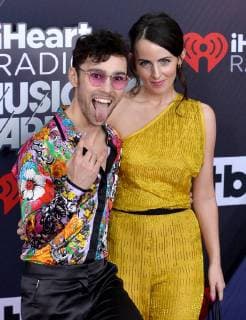Bilder des Tages (L-R) Actors MAX and Emily Schneider arrive for the iHeartRadio Music Awards at The Forum in Inglewood, California on March 11, 2018. Turner s TBS, TNT, and truTV channels broadcasted the ceremony live from The Forum.  LAP20180311041 JIMxRUYMEN