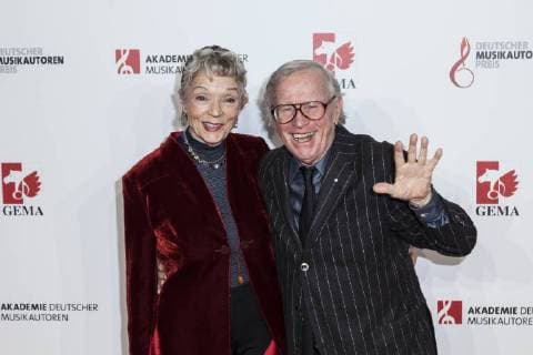 Musiker Klaus Doldinger und seine Ehefrau Inge Doldinger bei dem Musikautorenpreis am 16.03.2018 in Berlin