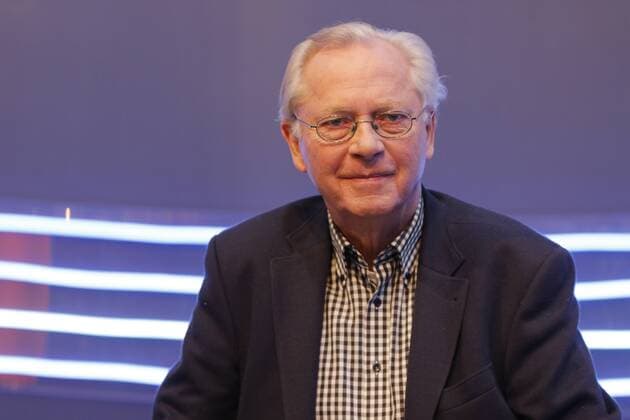 Tag 2 der Leipziger Buchmesse. Hier der Journalist, Diplomat und Autor Uwe Karsten Heye. Heye war unter Gerhard Schröder (SPD) Leiter des Bundespresseamtes und damit Regierungssprecher. Leipziger Buchmesse Tag 2 *** Day 2 of the Leipzig Book Fair Here the journalist diplomat and author Uwe Karsten Heye Heye was under Gerhard Schröder SPD head of the Federal Press Office and thus government spokesman Leipzig Book Fair Day 2