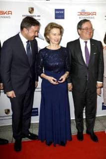 Xavier Bettel, Ursula von der Leyen und Armin Laschet bei der 13. Verleihung der Steiger Awards in der Alten Kaue der Zeche Hansemann. Dortmund, 17.03.2018