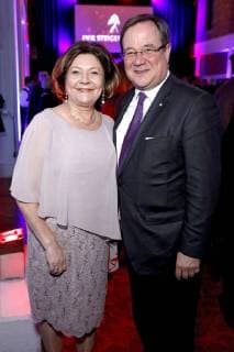 Armin Laschet mit Ehefrau Susanne Laschet bei der 13. Verleihung der Steiger Awards in der Alten Kaue der Zeche Hansemann. Dortmund, 17.03.2018