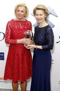 Liz Mohn und Ursula von der Leyen bei der 13. Verleihung der Steiger Awards in der Alten Kaue der Zeche Hansemann. Dortmund, 17.03.2018