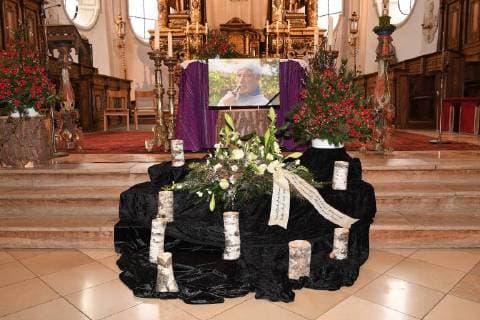 Themen der Woche Bilder des Tages Gedenkbild in der Kirche Gedenkgottesdienst für Siegfried Rauch Kirche Gedenken Gemeinde Habach bei Murnau 19.03.2018 *** Commemoration in the church Commemoration service for Siegfried Rauch Church Commemoration of the community Habach near Murnau 19 03 2018