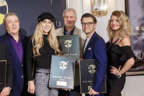 20.03.2018, Tallinn Kadrioru lossis toimus auhinnatseremoonia Kuldne Plaat 2018, kus tunnustati Eesti edukamaid muusikailma tegijaid. The Estonian Music Awards are the annual Estonian pop music awards. The awards began in 1998, when the Estonian Association of the Phonogram Producers first awarded the Golden Record (Estonian: Kuldne Plaat) to the most successful artists. Foto: Konstantin Sednev Eesti Meedia Tallinn Harjumaa Estonia  Copyright: xKonstantinxSednevx