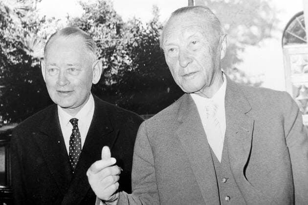 WEST GERMAN CHANCELLOR KONRAD ADENAUER WITH GENERAL DIRK STIKKER IN ITALY ; 24 AUGUST 1963, Copyright: Topfoto  !ACHTUNG AUFNAHMEDATUM GESCHÄTZT! UnitedArchivesIPU462364