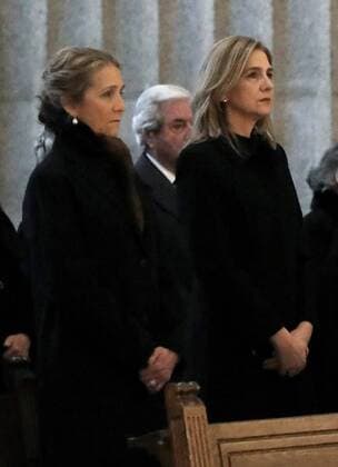 April 3, 2018 - El Escorial, Madrid, Spain - King Felipe VI of Spain, Queen Letizia of Spain, King Juan Carlos of Spain, Queen Sofia of Spain, Princess Elena, Princess Cristina attend Mass commemorating the 25th anniversary of the death of His Royal Highness the Count of Barcelona Juan of Borbon at Royal Monastery of San Lorenzo de El Escorialon April 3, 2018 in El Escorial, Spain El Escorial Spain - ZUMAg15_ 20180403_zaf_g15_014 Copyright: xJackxAbuinx