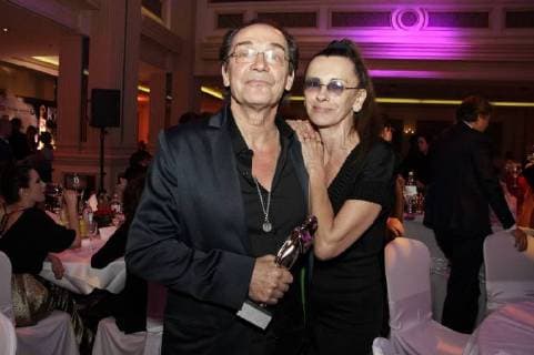 Christian Kolonovits mit Partnerin bei der Romy 2018 Akademiepreisverleihung im Grand Hotel. Wien, 05.04.2018