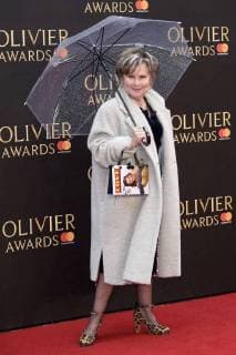 Imelda Staunton bei der Verleihung der Olivier Awards 2018 in der Royal Albert Hall. London, 08.04.2018 Imelda Staunton