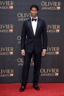 Alfred Enoch bei der Verleihung der Olivier Awards 2018 in der Royal Albert Hall. London, 08.04.2018 Alfred Enoch