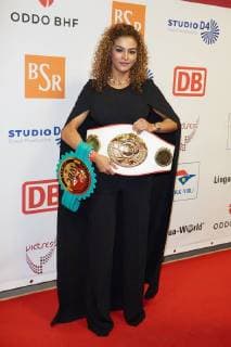 Ikram Kerwat - Verleihung des 13.Victress Awards 2018 in Berlin am 09.04.2018. 13.Victress Awards Gala 2018