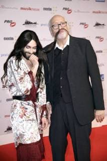 Conchita und Karl Dall bei der 13. Verleihung des PRG Live Entertainment Award in der Festhalle Frankfurt. Frankfurt am Main, 09.04.2018