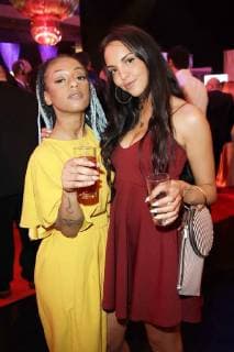 Nura und Juju (SXTN) bei der 13. Verleihung des PRG Live Entertainment Award in der Festhalle Frankfurt. Frankfurt am Main, 09.04.2018