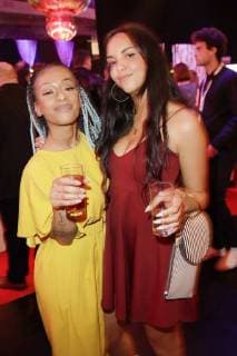 Nura und Juju (SXTN) bei der 13. Verleihung des PRG Live Entertainment Award in der Festhalle Frankfurt. Frankfurt am Main, 09.04.2018