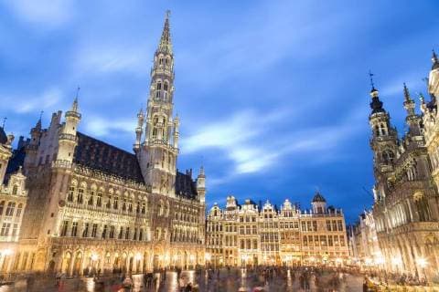 Rathaus Hotel de Ville und Häuser mit Barockfassade am Grand-Place Grote Markt, Brüssel, Belgien, Europa Copyright: imageBROKER/MarcxRasmus ibxmra04657488.jpg