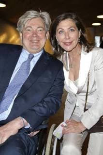 Matthias Prinz mit Ehefrau Alexandra von Rehlingen bei der Verleihung des Nannen Preises 2018 in der Elbphilharmonie. Hamburg, 11.04.2018