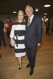 Judith Rakers und Ulrich Wickert bei der Verleihung des Nannen Preises 2018 in der Elbphilharmonie. Hamburg, 11.04.2018