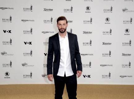 Marvin Plattenhardt bei Verleihung Deutscher Musikpreis ECHO 2018 in Messe Berlin.