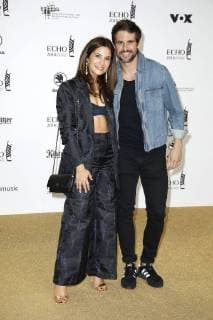 Tom Beck und Chryssanthi Kavazi bei der Verleihung vom ECHO POP am 12.04.2018 in Berlin ECHO POP Verleihung 2018 in Berlin