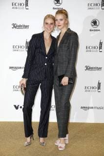 Kim Hnizdo und ihre Schwester Nina Hnizdo bei der Verleihung vom ECHO POP am 12.04.2018 in Berlin ECHO POP Verleihung 2018 in Berlin