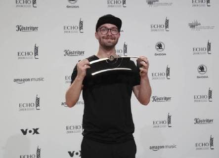 Mark Forster (Kategorie Pop National) bei Verleihung Deutscher Musikpreis ECHO 2018 in Messe Berlin.