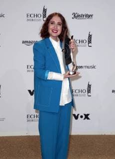 Alice Merton (Kategorie Pop International) bei Verleihung Deutscher Musikpreis ECHO 2018 in Messe Berlin.
